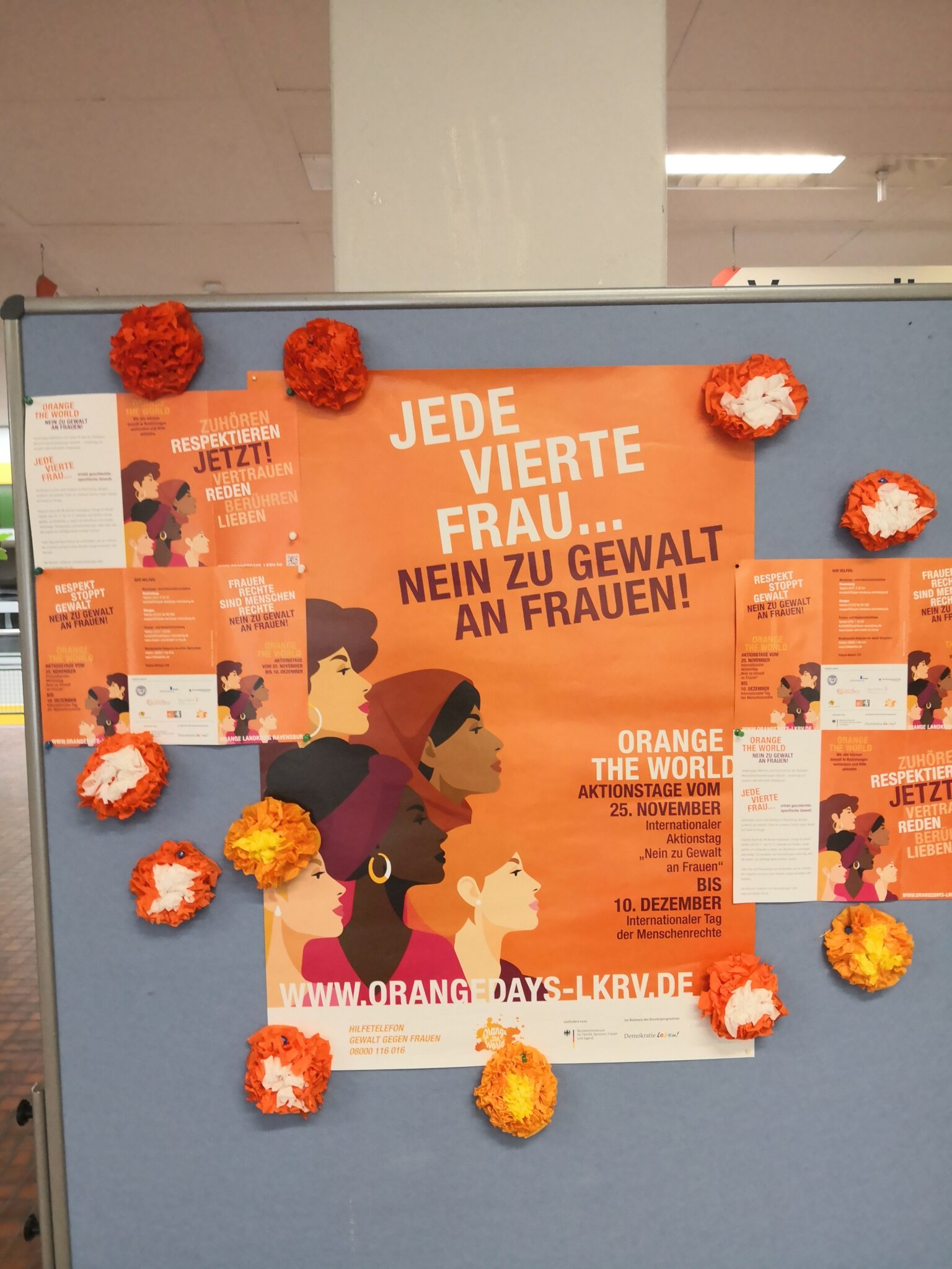Blumige Plakate, Humpis-Schule, 22. November bis 10. Dezember 2022